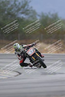 media/Sep-21-2025-Race Pace (Sun) [[98bf33ef95]]/Non Verified/4-Turn 3 (910am)/